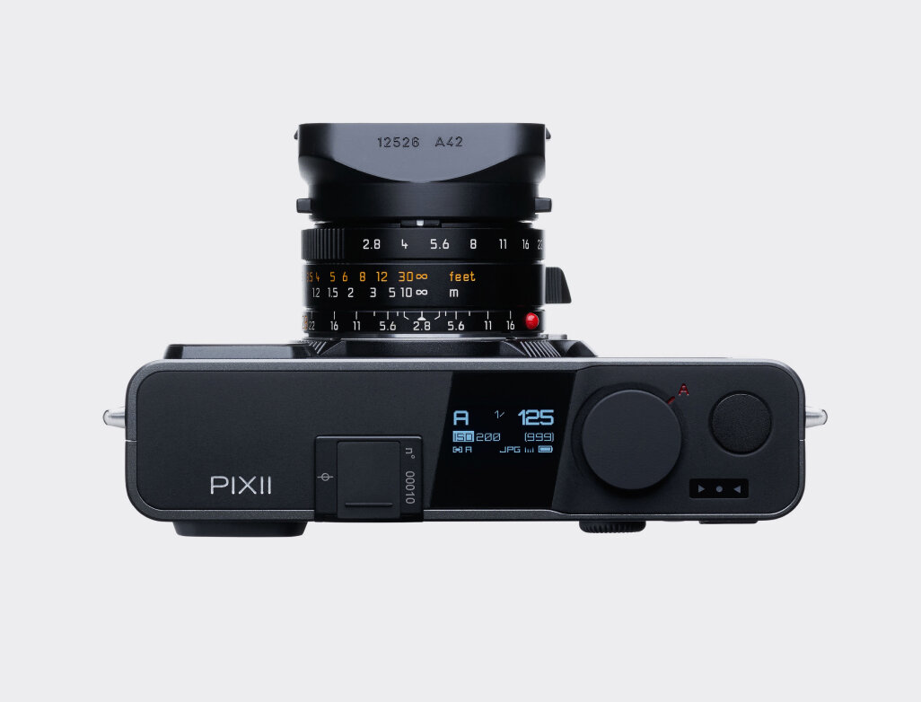 Pixii top plate view